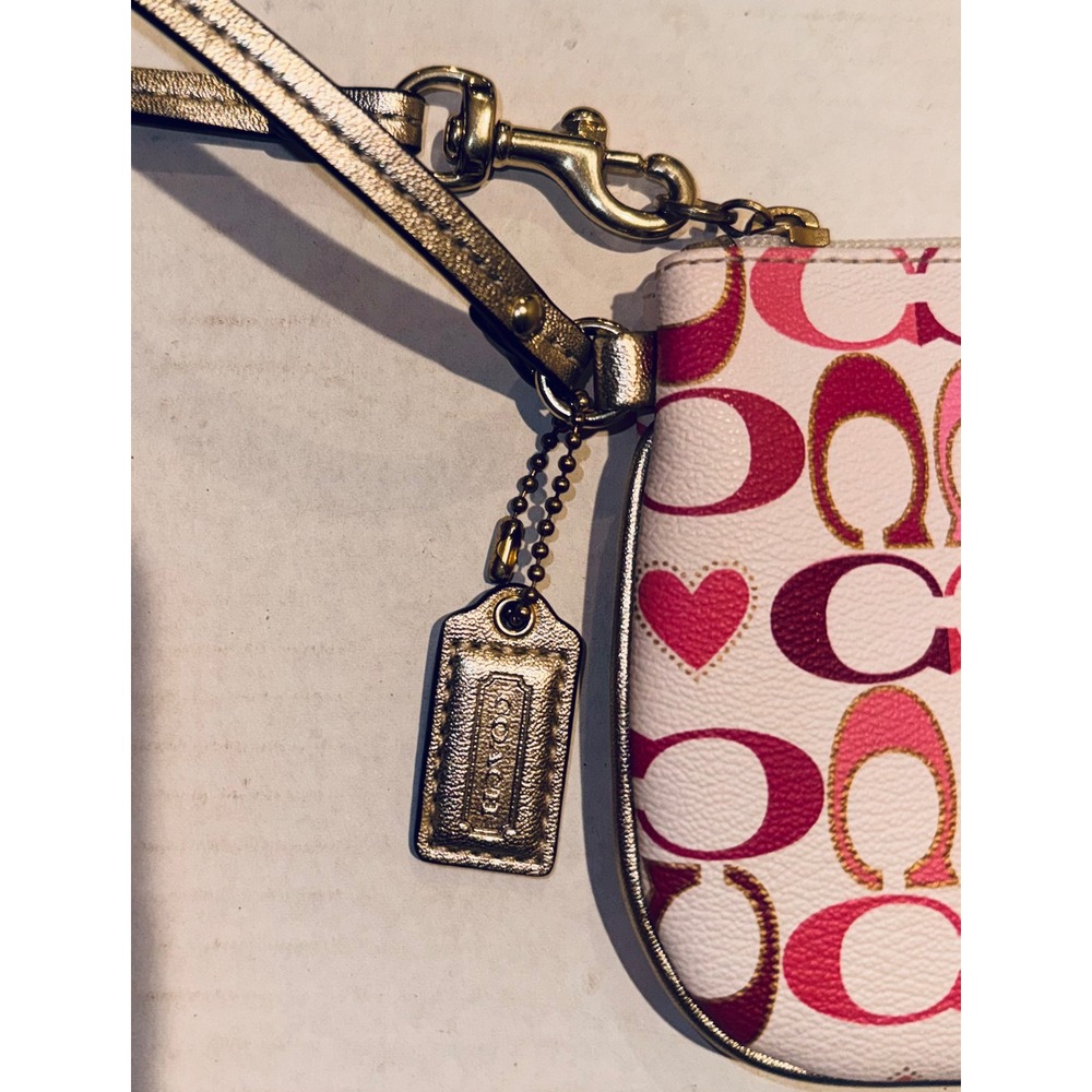 NWOT Coach Signature C Heart Print Wristlet White Pink Red Gold Metallic Leather - Picture 7 of 9